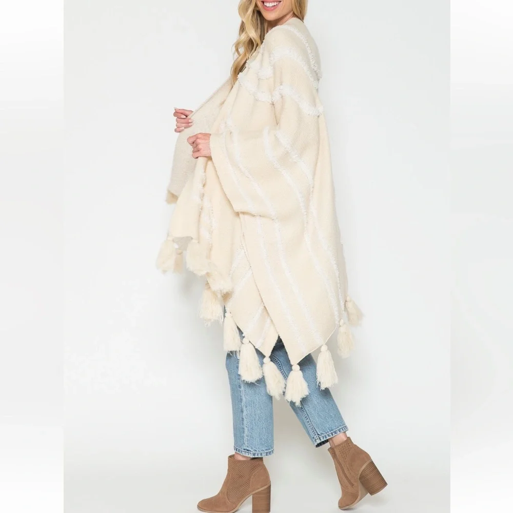 31 Fabulous Boho Sweater Fringe Kimono - Picture 4 of 6